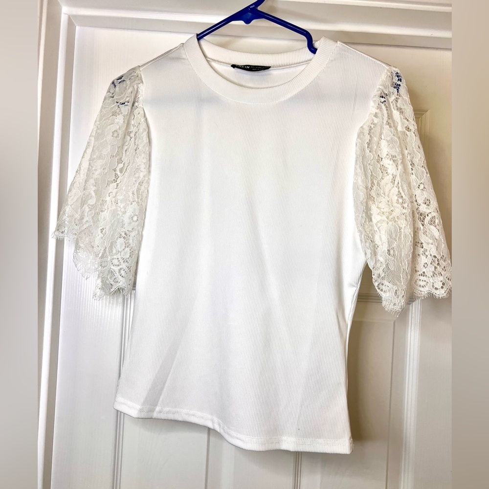 🍀3for$20 Lace Sleeve Ribbed Knit Top in White